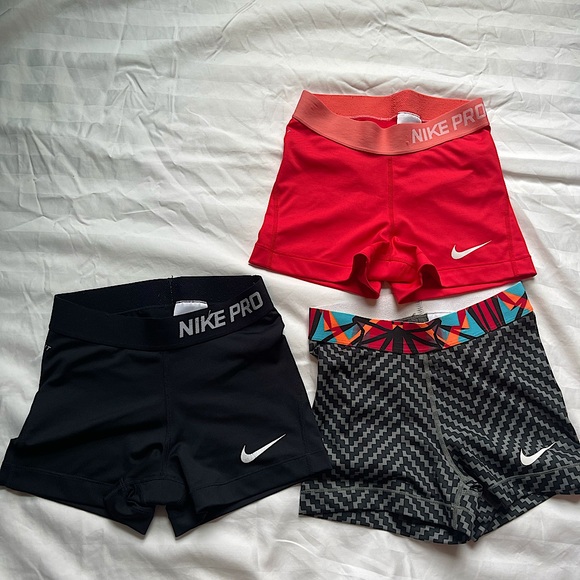 Nike Pants - Nike XS Dri-Fit Shorts